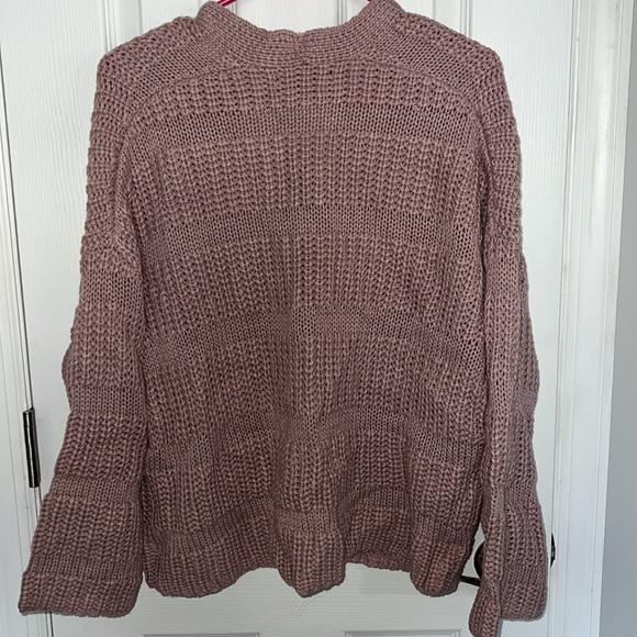 Joseph A Lilac Cable Knit Cardigan - Picture 2 of 4